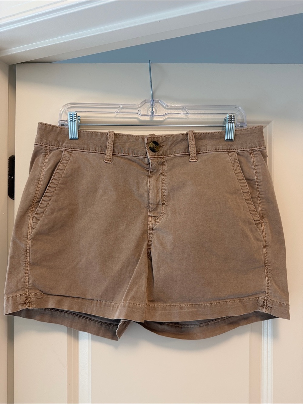 American Eagle Outfitters Women's Khaki Cotton Shorts